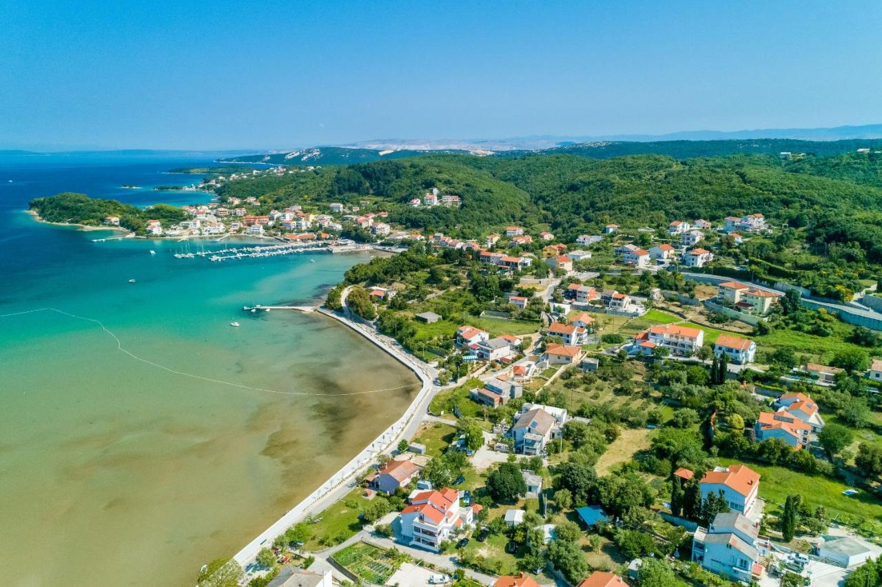 Iva Apartment Banjol